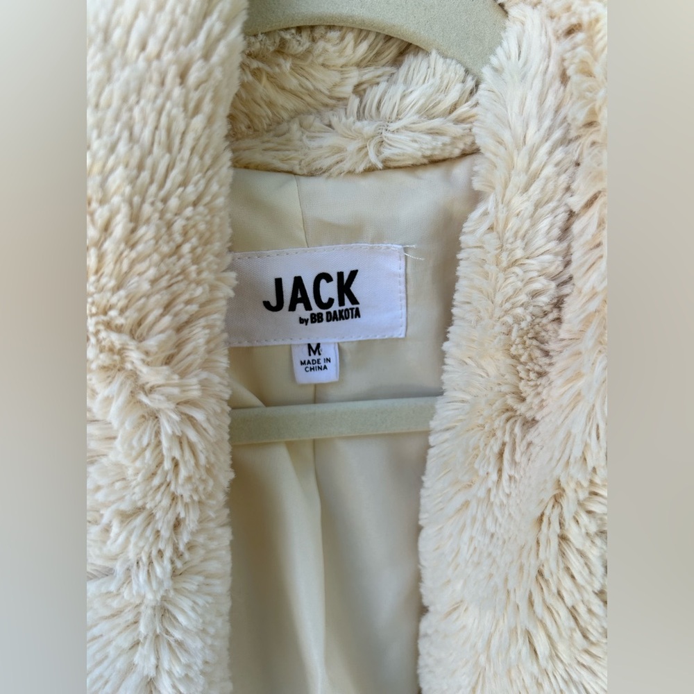 EUC Jack by BB Dakota fuzzy cream jacket size medium - Picture 3 of 9